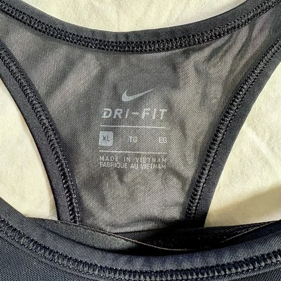 Nike Pro Women's Sports Bra - Picture 5 of 6